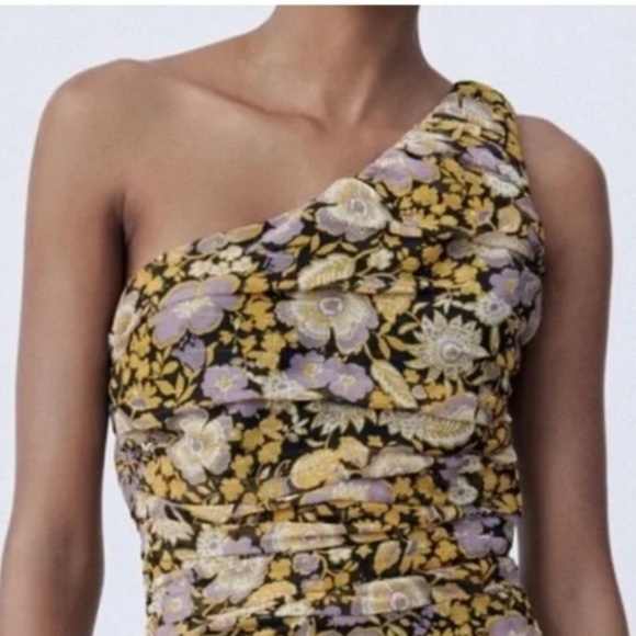 NWOT Zara Mini dress One shoulder Floral Draped Ruched Black Lavender Yellow M - Picture 6 of 16